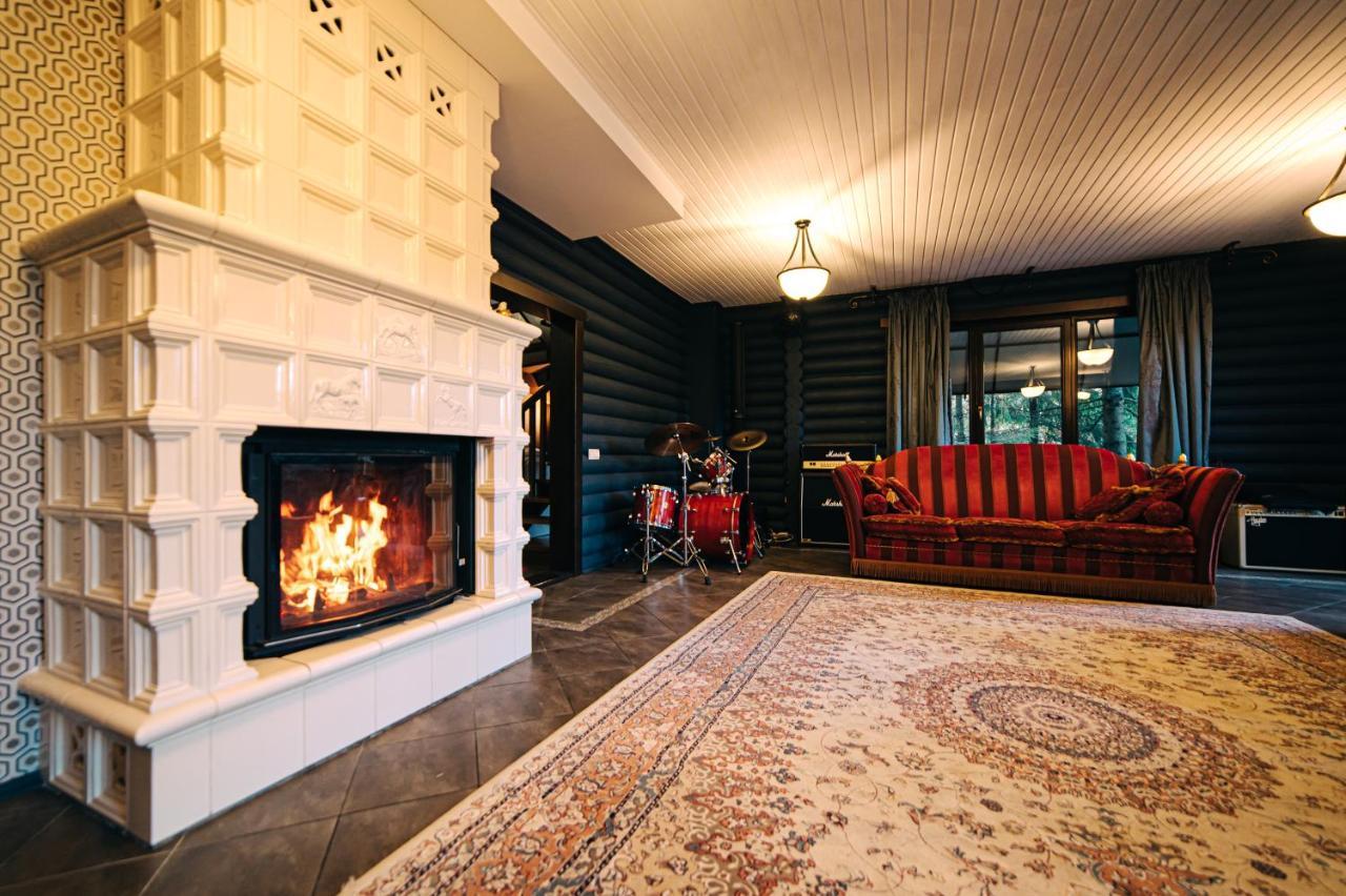 Chalet Melodiyagir Pilipets Екстериор снимка